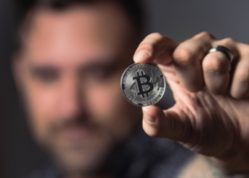 Coinshares verileri, kurumsal yatırımcıların Bitcoin yerine bu coinleri seçtiğini tespit etti