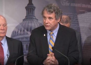 Sherrod Brown Super Bowl Kripto Reklamlarına Tepki Gösterdi