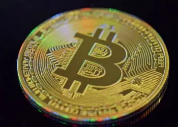 Binance'den Rekor Miktarda Bitcoin Çekildi