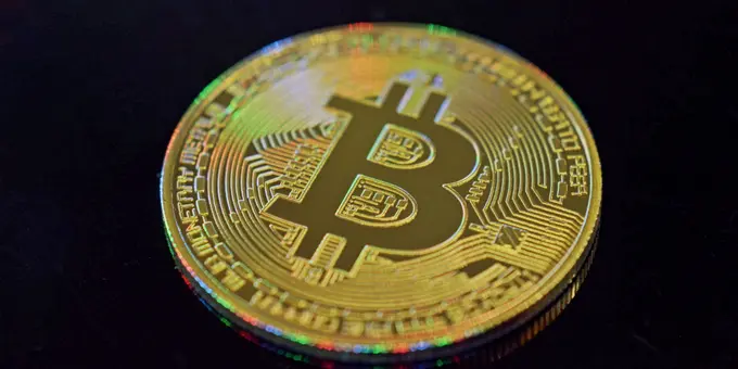 Binance'den Rekor Miktarda Bitcoin Çekildi