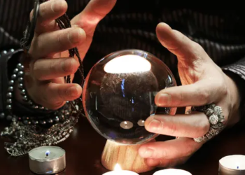 Kripto Analistine Göre Ethereum 2023'te Bitcoin'i Geçecek