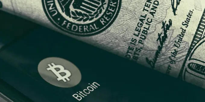 ABD Hükümeti, Sermaye Kaçışına Karşı Önlem Alabilir; Analist Bu Senaryoyu ve Bitcoin Faktörünü Ele Aldı.