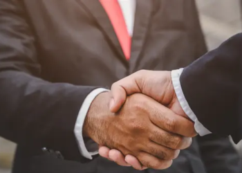 FTX, Borsayı Canlandırmak İçin 3 Teklif Sahibinin Teklifini Değerlendiriyor