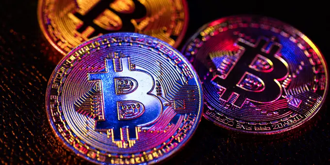 Toplam Bitcoin Cüzdanı Hızla Düşüyor! 500 Bin BTC Cüzdanı Tasfiye Edildi