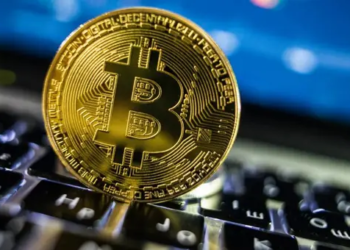 "İple Çekilen" ETF Onayının Ardından Bitcoin'den 80 Milyar Dolarlık Çıkış Yaşandı